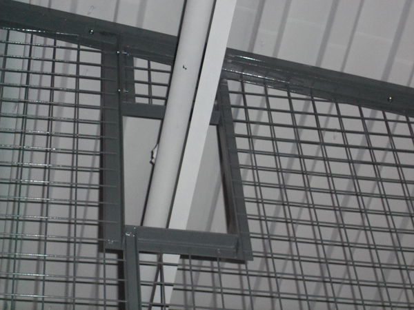 wire storage systems for zoos
